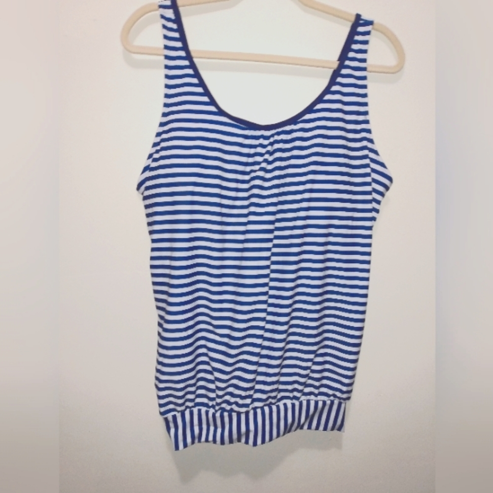 Bikinx Size 3XL Women's Full Coverage Swim Top W/ Built-in Shelf Bra